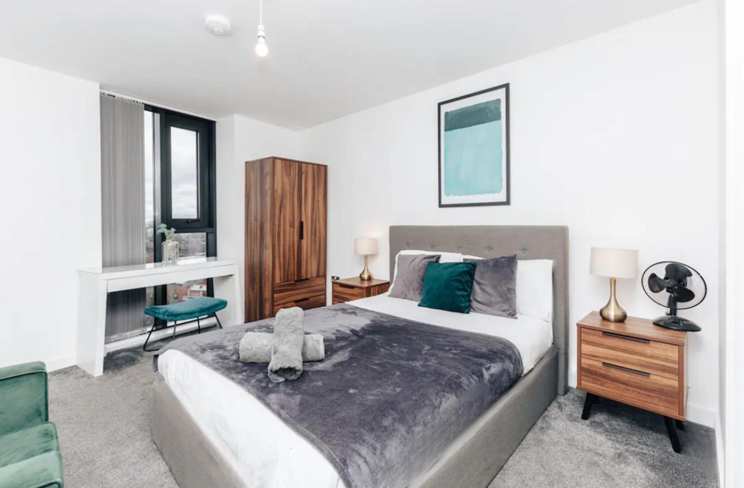 Luxury 2 Bedroom Apartment, Broad Street Birmingham Buitenkant foto