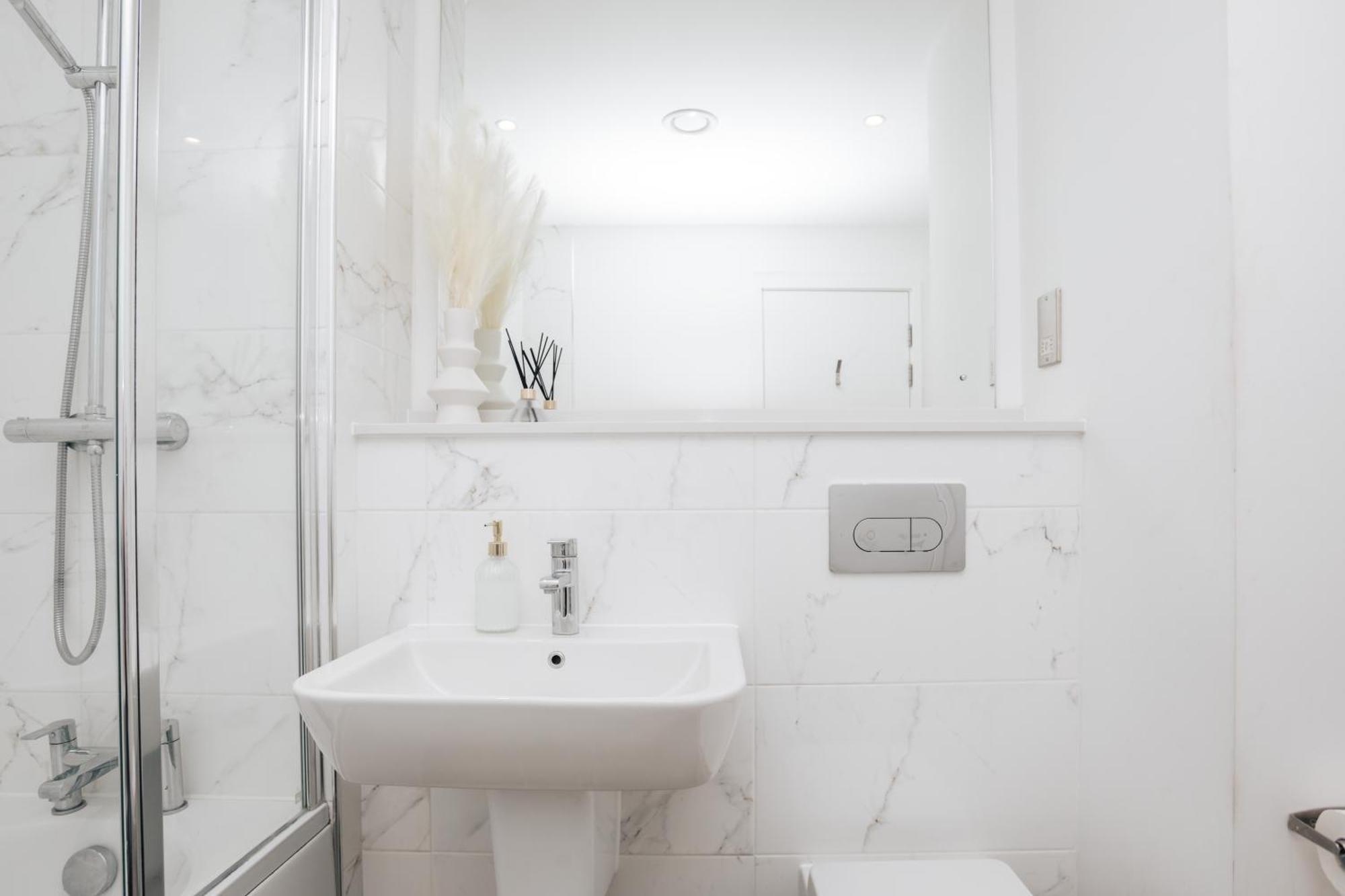 Luxury 2 Bedroom Apartment, Broad Street Birmingham Buitenkant foto